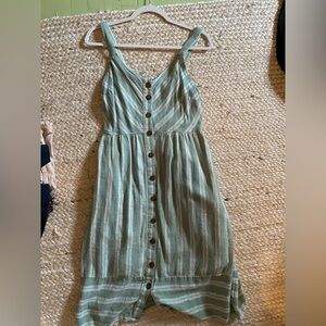 Universal Thread Green Sleeveless V-Neck Sundress